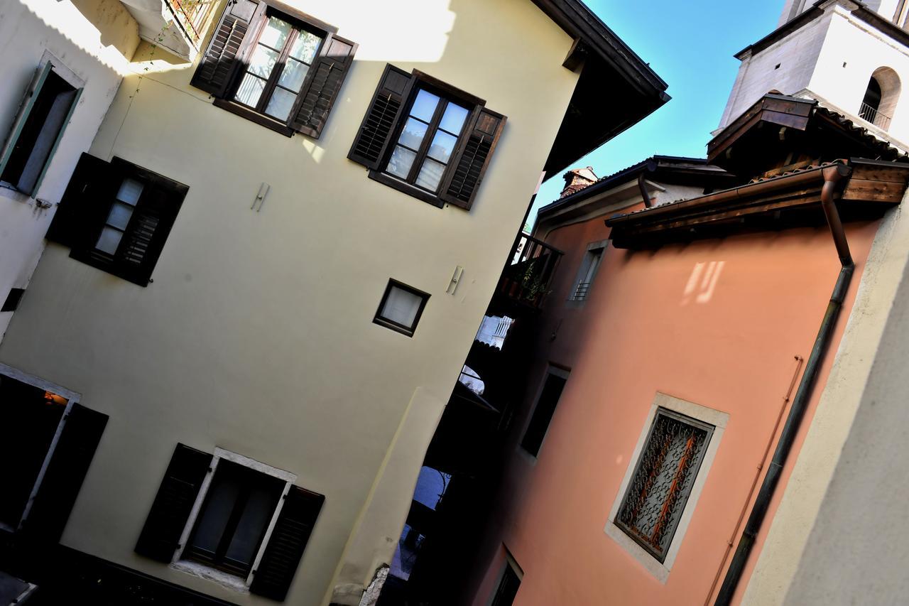 B&B And Apartments Al Duomo Trento Bagian luar foto