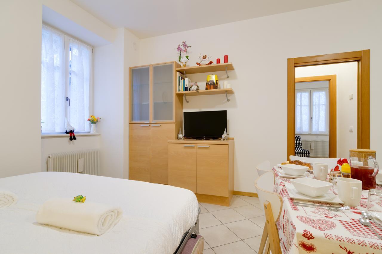 B&B And Apartments Al Duomo Trento Bagian luar foto