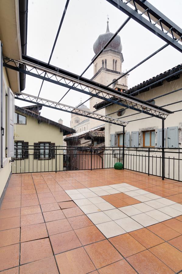 B&B And Apartments Al Duomo Trento Bagian luar foto